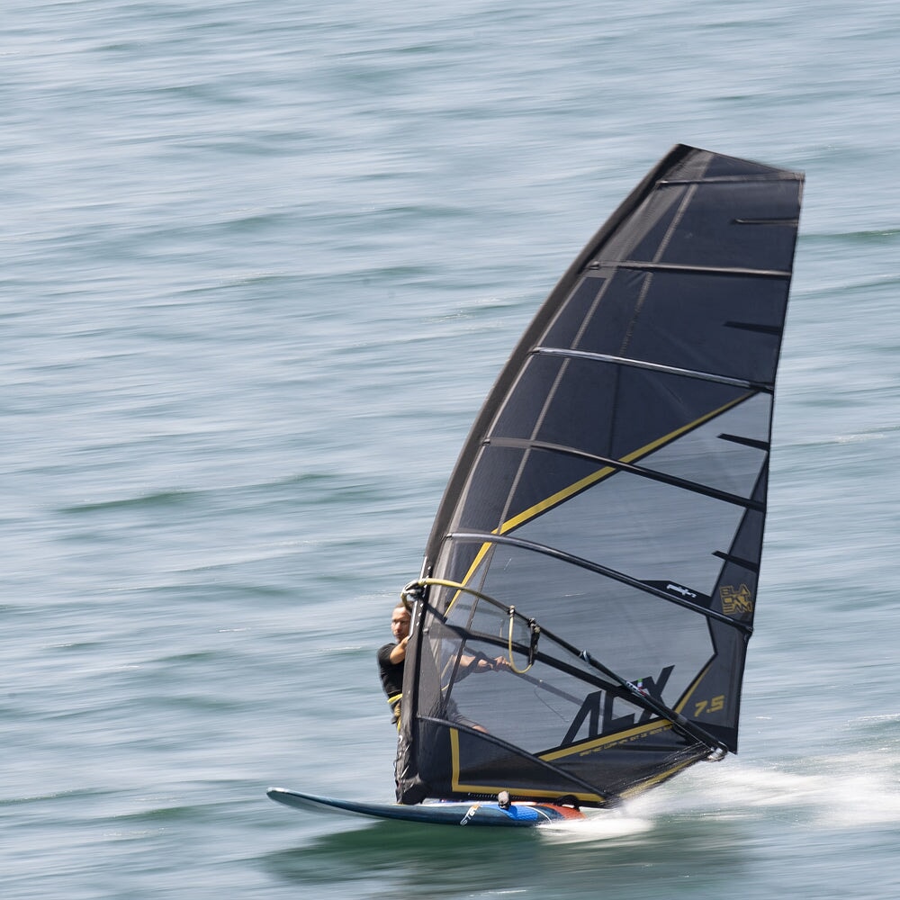 Point 7 AC-X Review - Wind Lounge