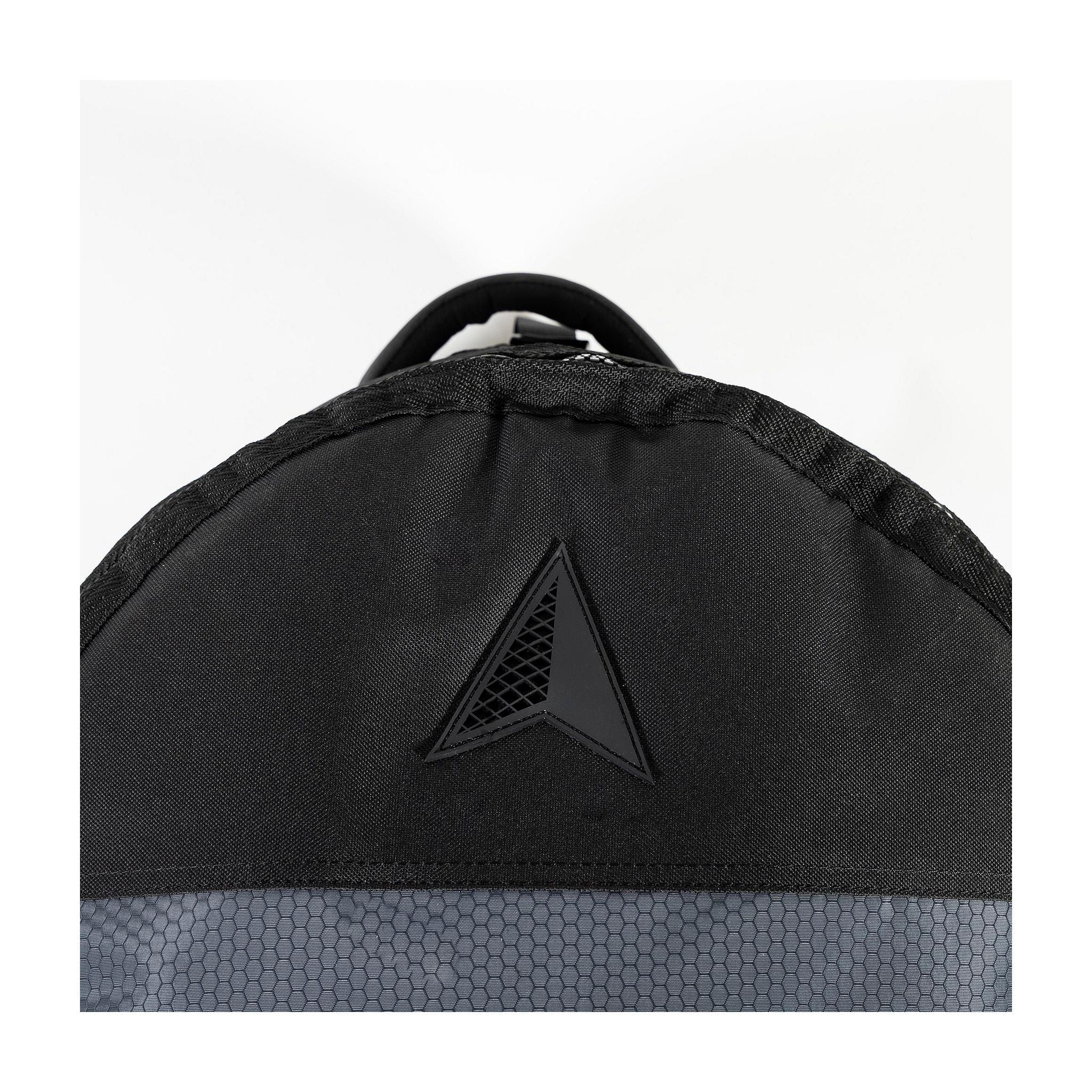 ROAM Boardbag Surfboard Converter Coffin Black