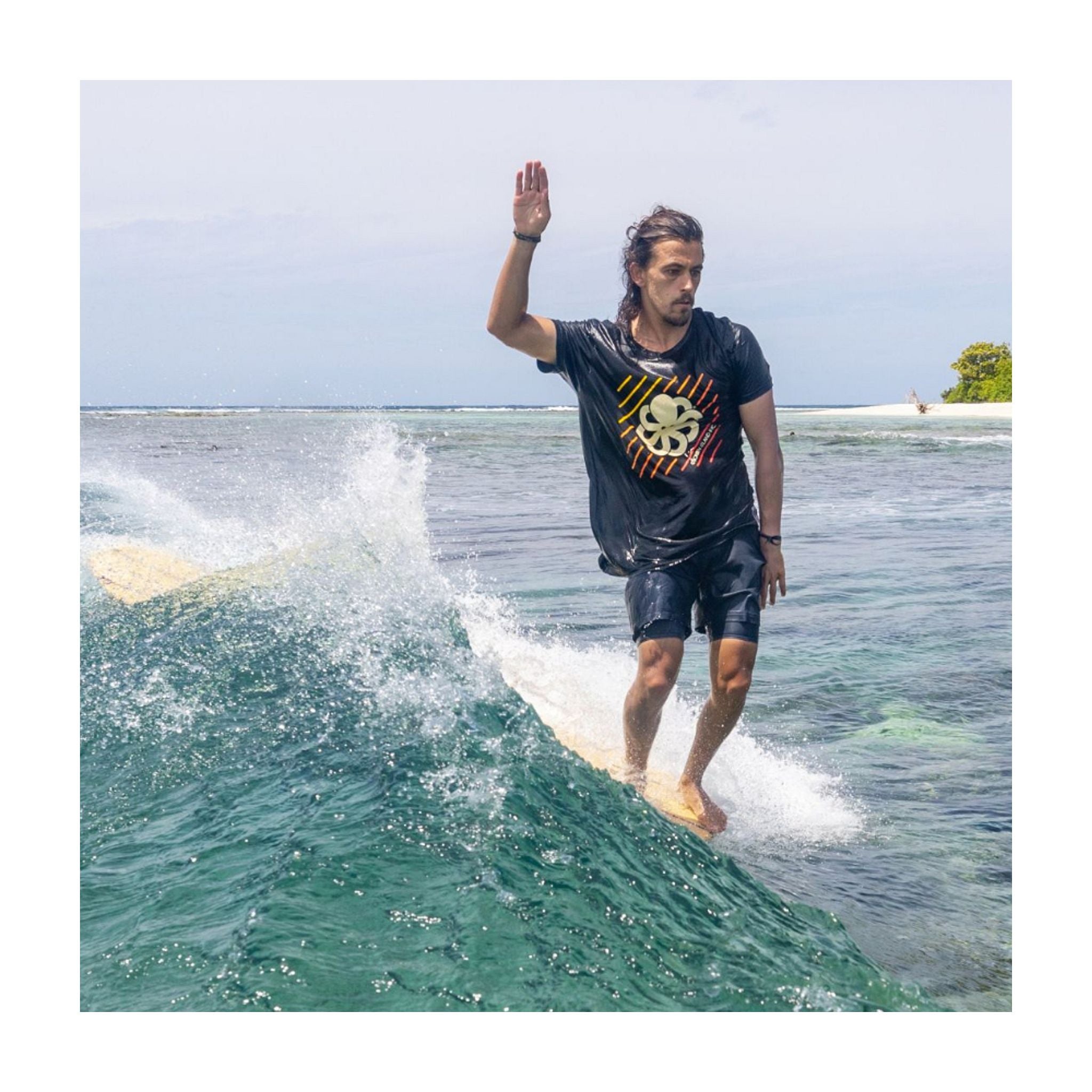 ROAM Surfboard Single Fin Delpero Clas US Box Clear