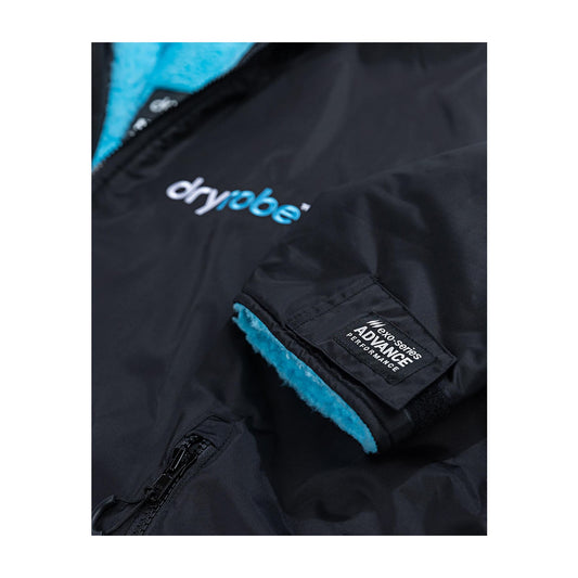 dryrobe advance long-sleeve black and blue dressing robe