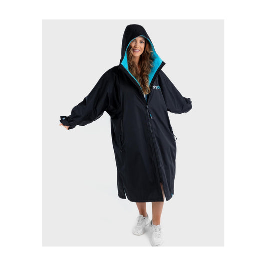dryrobe advance long-sleeve black and blue dressing robe