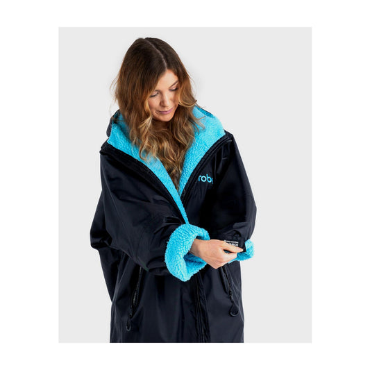 dryrobe advance long-sleeve black and blue dressing robe