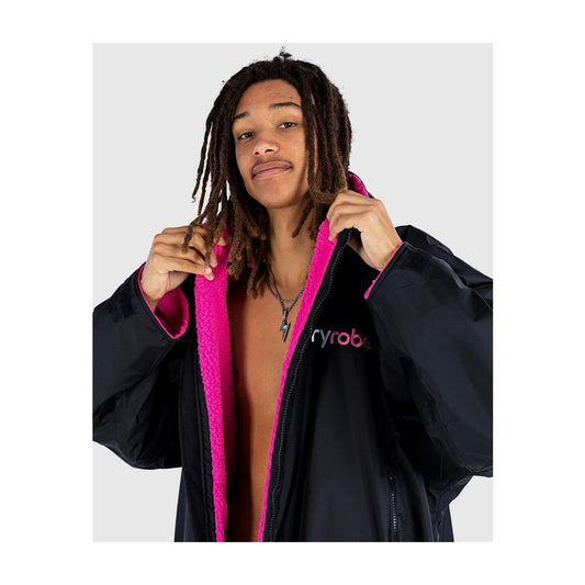 dryrobe advance long-sleeve black and pink changing robe
