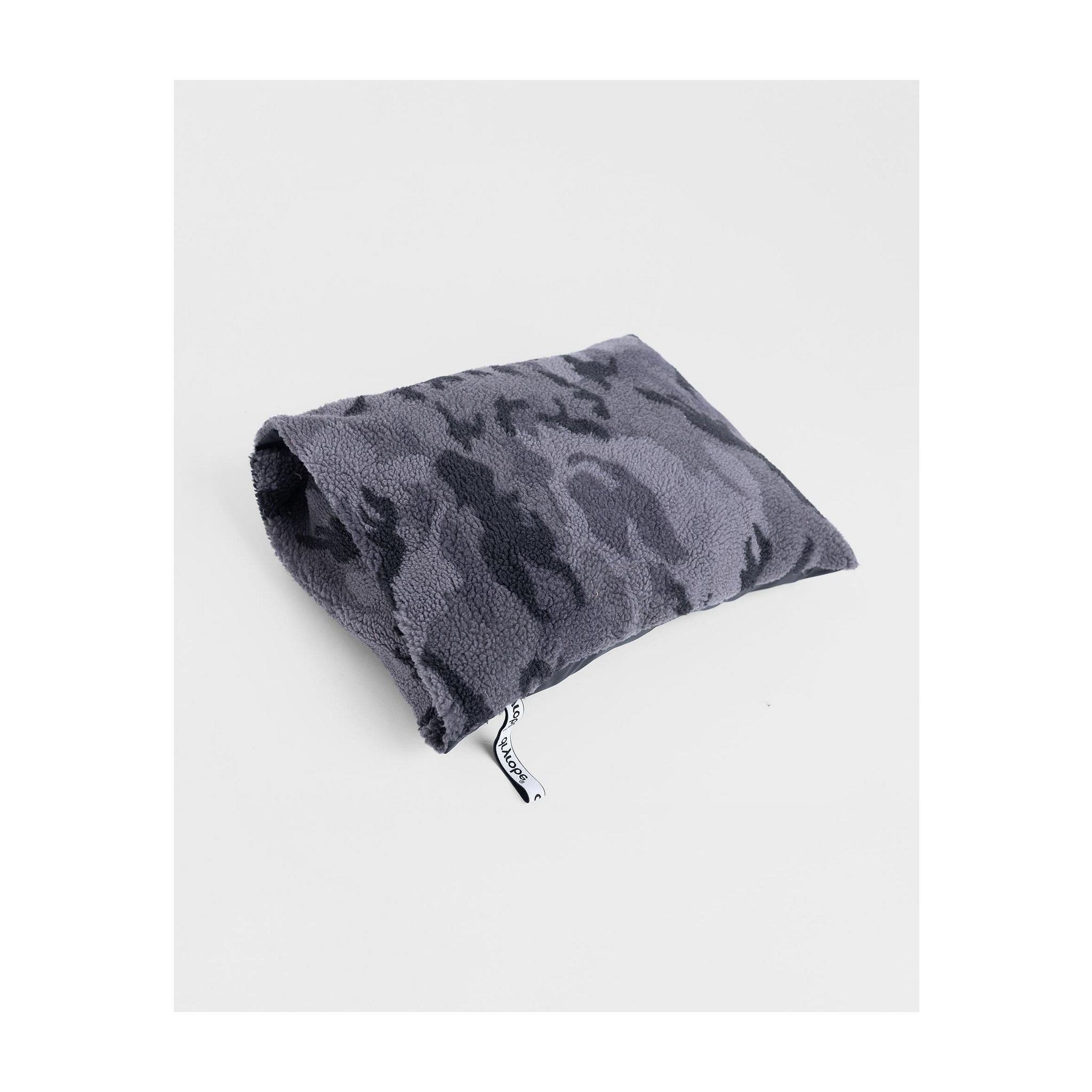 DRYROBE pillowcase
