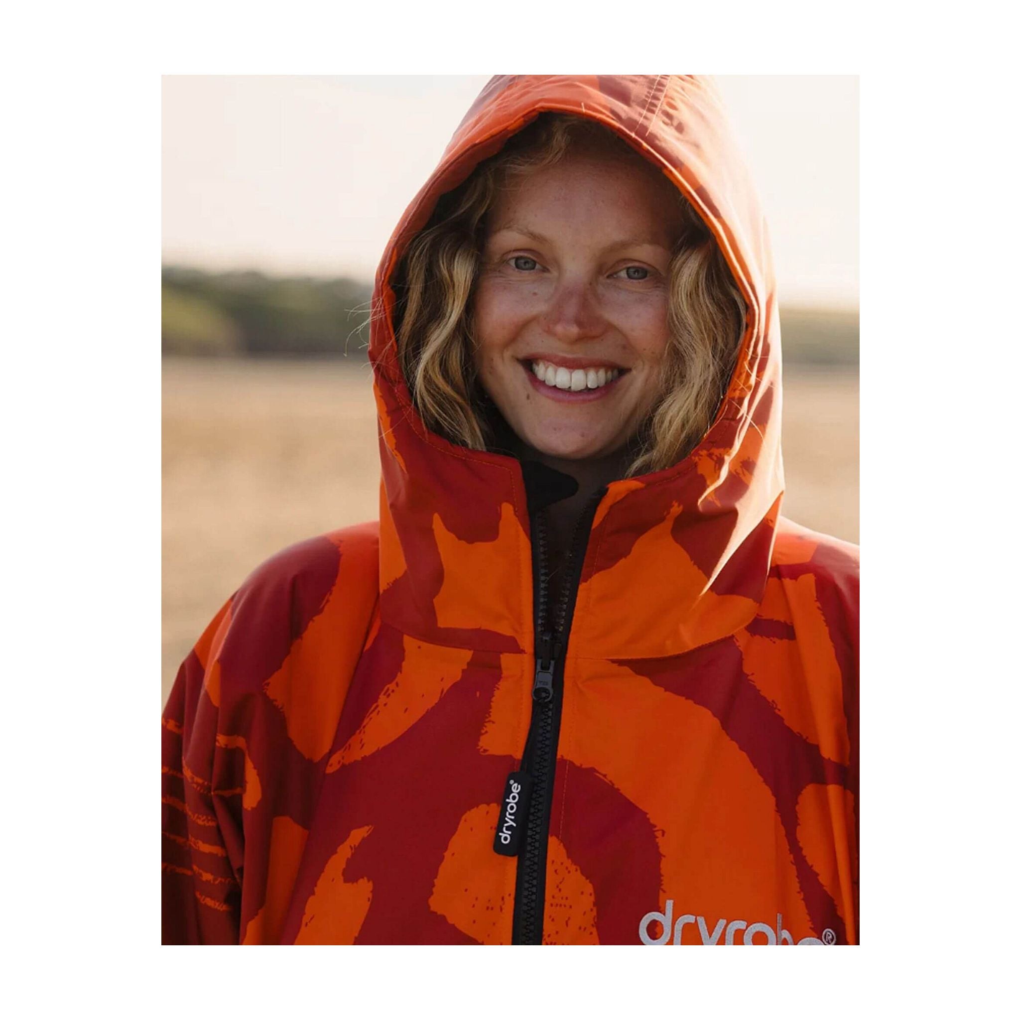 DRYROBE Advance Long-Sleeve Mosaic Palm XL Orange Adult