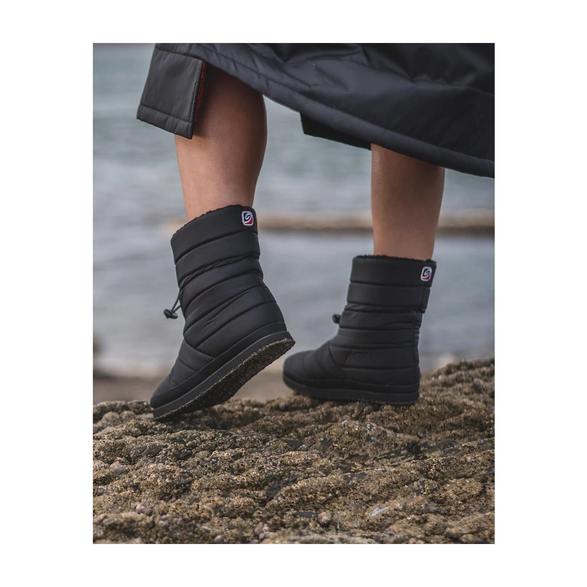 DRYROBE Thermal Boots for Women, Size 42 (UK 8), Black, Adult