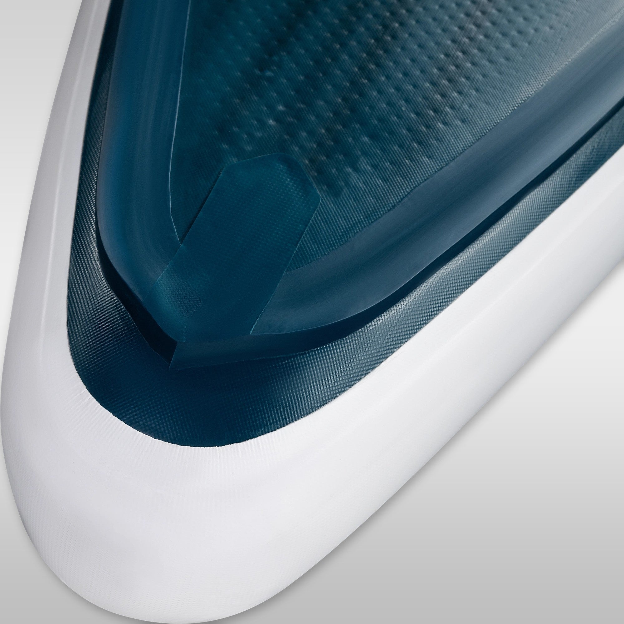 Aeryn Flow Inflatable Board wingfoil downwinder